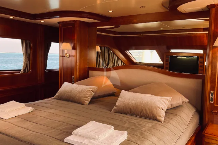 Charter Yacht GALAKTIKA SKAY - Benetti 30m - 4 Cabins - Male - Maldives