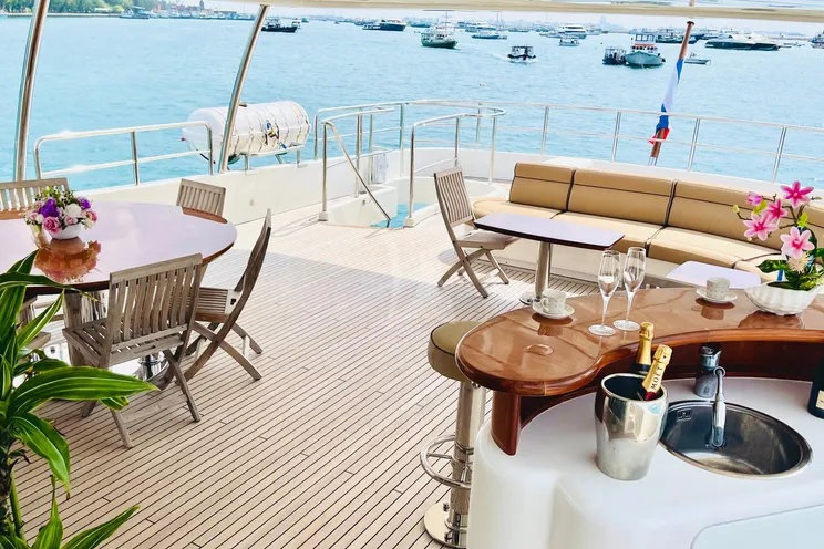 Charter Yacht GALAKTIKA SKAY - Benetti 30m - 4 Cabins - Male - Maldives