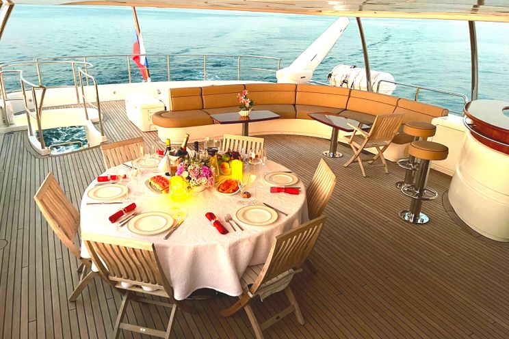 Charter Yacht GALAKTIKA SKAY - Benetti 30m - 4 Cabins - Male - Maldives