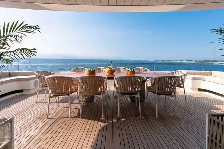 Charter Yacht GALILEO - Picchiotti 55m - 5 Cabins - Moorea - Tahiti - French Polynesia