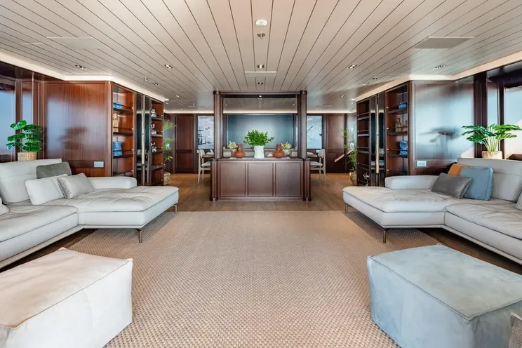 Charter Yacht GALILEO - Picchiotti 55m - 5 Cabins - Moorea - Tahiti - French Polynesia