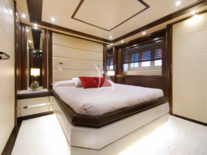 GATSBY Filippetti N30 - VIP cabin 2 GATSBY Filippetti N30 - VIP cabin 2