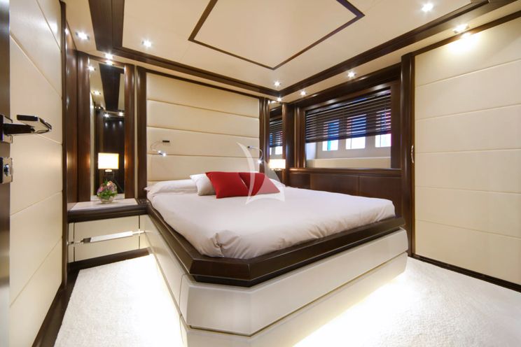 Charter Yacht GATSBY - Filippetti N30 - 6 Cabins - Naples - Capri - Positano - Amalfi Coast - Italy