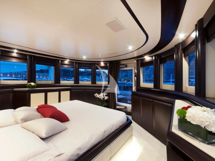 GATSBY Filippetti N30 - master cabin GATSBY Filippetti N30 - master cabin