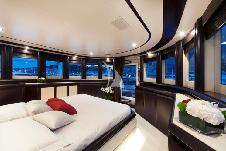 Charter Yacht GATSBY - Filippetti N30 - 6 Cabins - Naples - Capri - Positano - Amalfi Coast - Italy