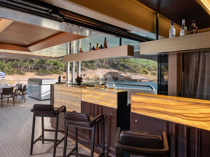 GECO Admiral yacht Bar GECO Admiral yacht Bar