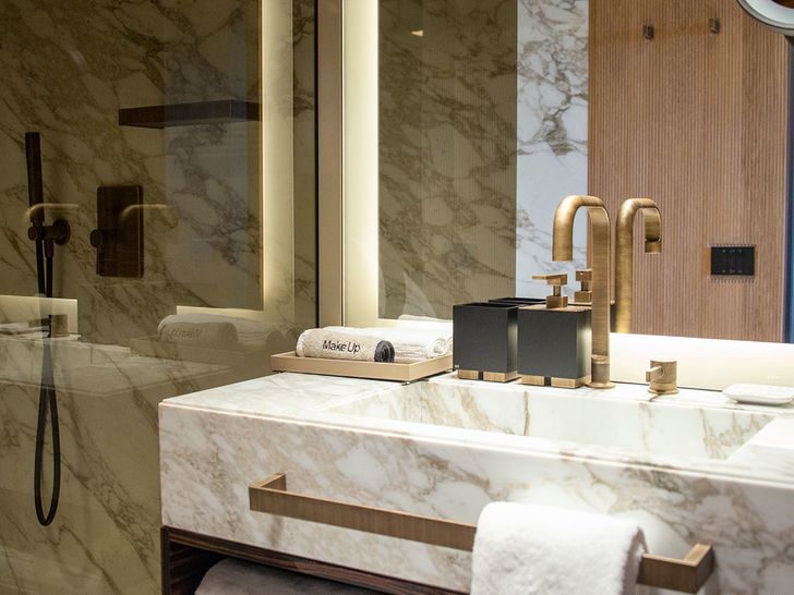 GECO Admiral yacht Master Bathroom GECO Admiral yacht Master Bathroom