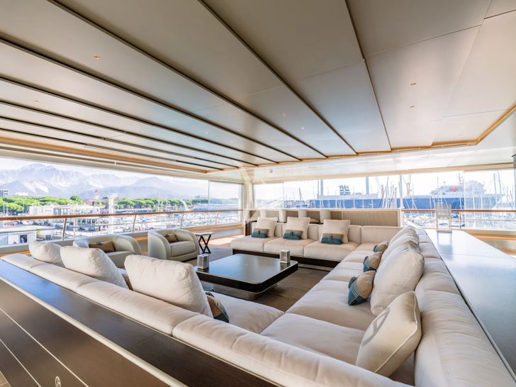 GECO(BY G. ARMANI)Admiral 72m - sky deck aft GECO(BY G. ARMANI)Admiral 72m - sky deck aft