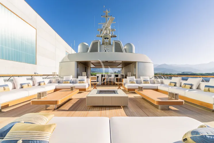 Charter Yacht GECO(BY G. ARMANI)- Admiral 72m - 7 Cabins - Athens - Mykonos - Paros - Cyclades - Greece