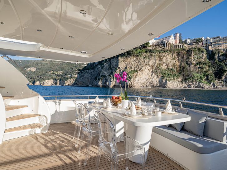 GEMINI 3 Maiora 24S Dining Sorrento GEMINI 3 Maiora 24S Dining Sorrento