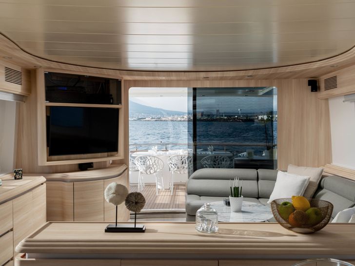 GEMINI 3 Maiora 24S Saloon GEMINI 3 Maiora 24S Saloon