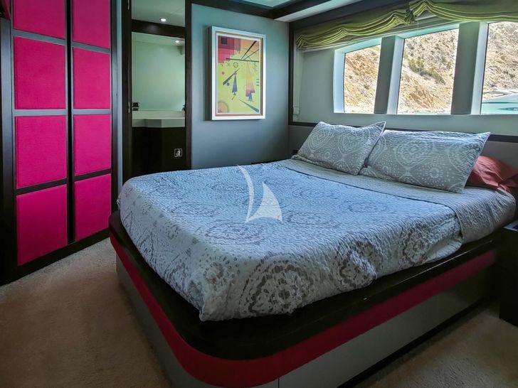 GEMINIS Astondoa 82 - VIP cabin 1 GEMINIS Astondoa 82 - VIP cabin 1