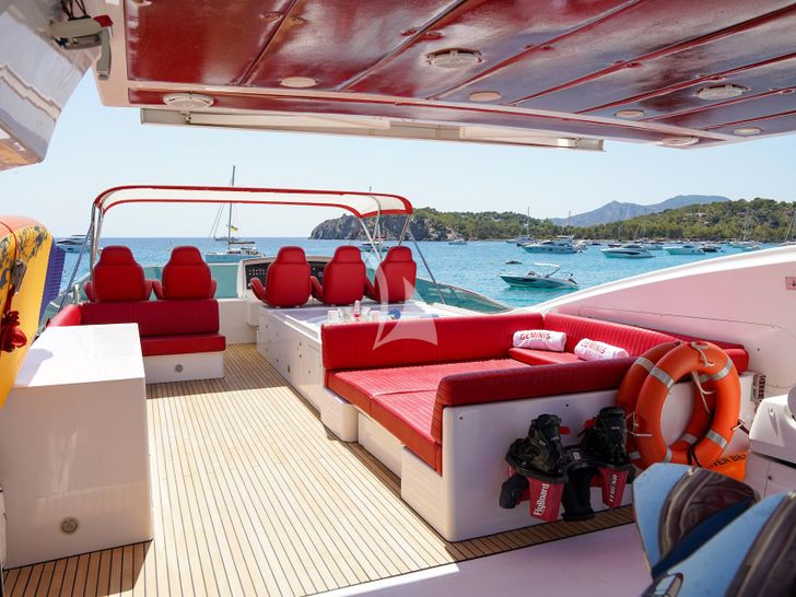 GEMINIS Astondoa 82 - flybridge GEMINIS Astondoa 82 - flybridge