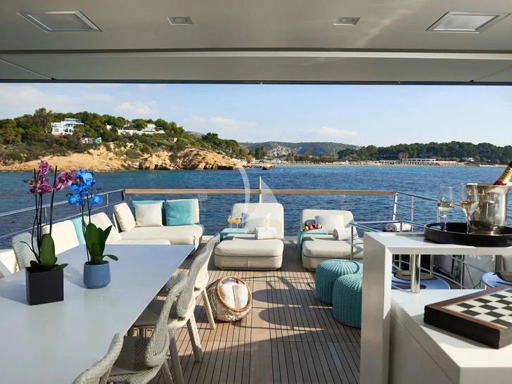 GEORGE FIVE Sanlorenzo Flybridge 1 GEORGE FIVE Sanlorenzo Flybridge 1