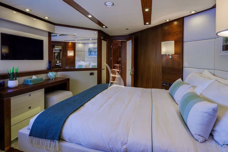 Charter Yacht GEORGE P - Sunseeker 115 Sport Yacht - 5 Cabins - Athens - Mykonos - Paros - Cyclades - Greece