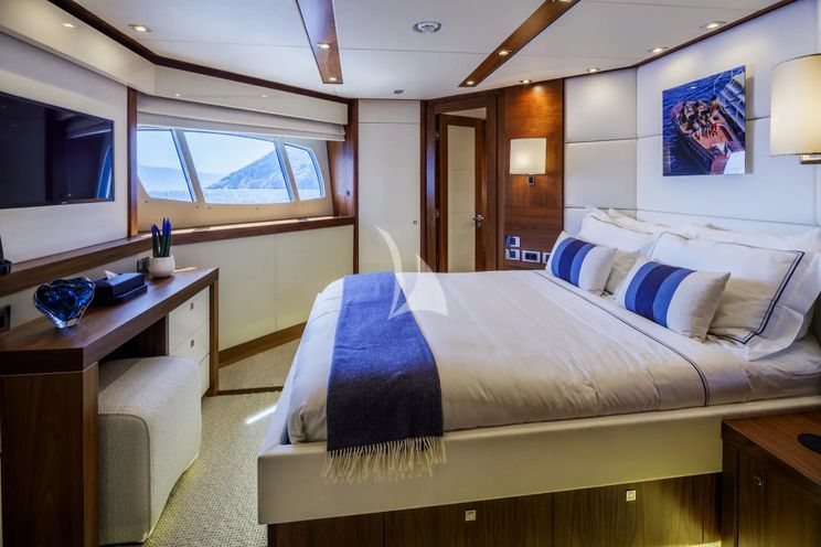 Charter Yacht GEORGE P - Sunseeker 115 Sport Yacht - 5 Cabins - Athens - Mykonos - Paros - Cyclades - Greece