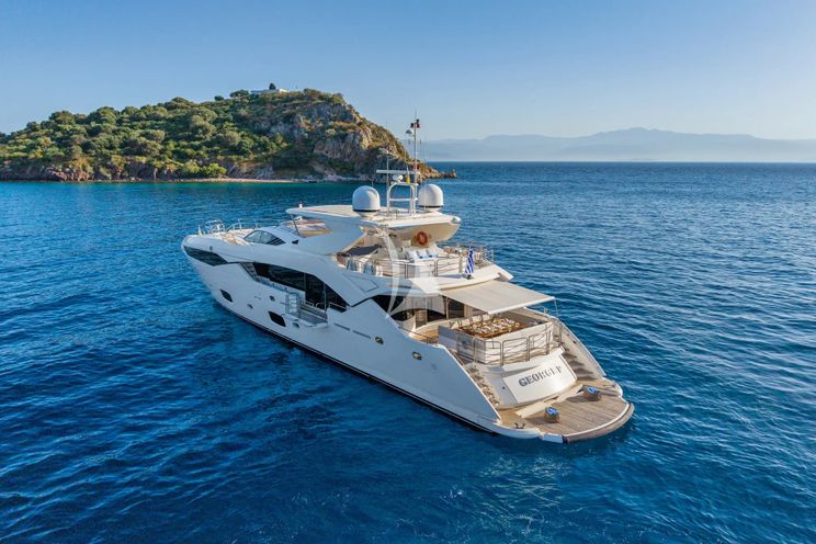 Charter Yacht GEORGE P - Sunseeker 115 Sport Yacht - 5 Cabins - Athens - Mykonos - Paros - Cyclades - Greece
