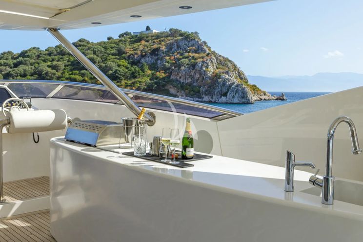 Charter Yacht GEORGE P - Sunseeker 115 Sport Yacht - 5 Cabins - Athens - Mykonos - Paros - Cyclades - Greece