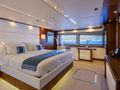 GEORGE P Sunseeker 115 Sport Yacht - master cabin bed GEORGE P Sunseeker 115 Sport Yacht - master cabin bed