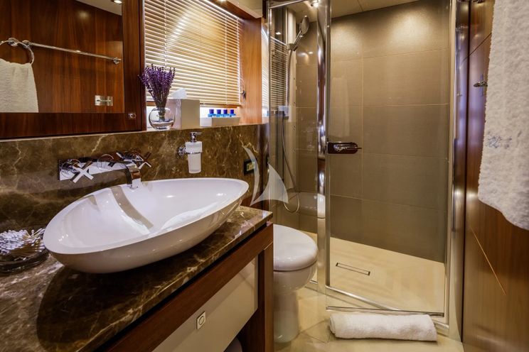 Charter Yacht GEORGE P - Sunseeker 115 Sport Yacht - 5 Cabins - Athens - Mykonos - Paros - Cyclades - Greece