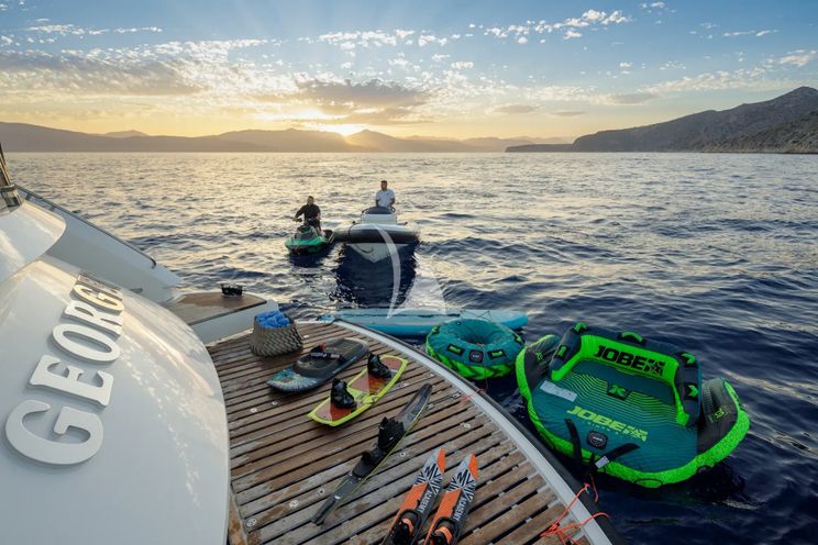 Charter Yacht GEORGE P - Sunseeker 115 Sport Yacht - 5 Cabins - Athens - Mykonos - Paros - Cyclades - Greece