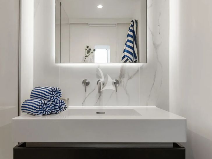 GIGI Sunreef 70 Power - VIP cabin 3 bathroom GIGI Sunreef 70 Power - VIP cabin 3 bathroom