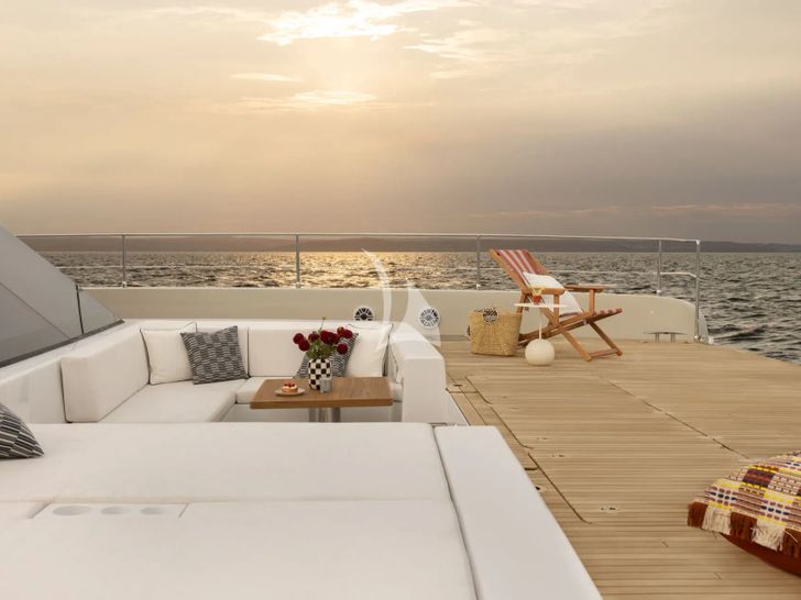 GIGI Sunreef 70 Power - foredeck GIGI Sunreef 70 Power - foredeck