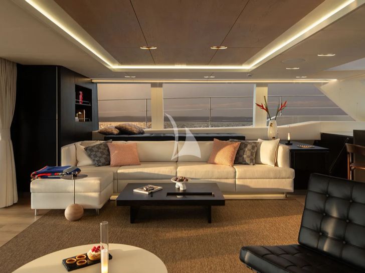 GIGI Sunreef 70 Power - saloon seating GIGI Sunreef 70 Power - saloon seating