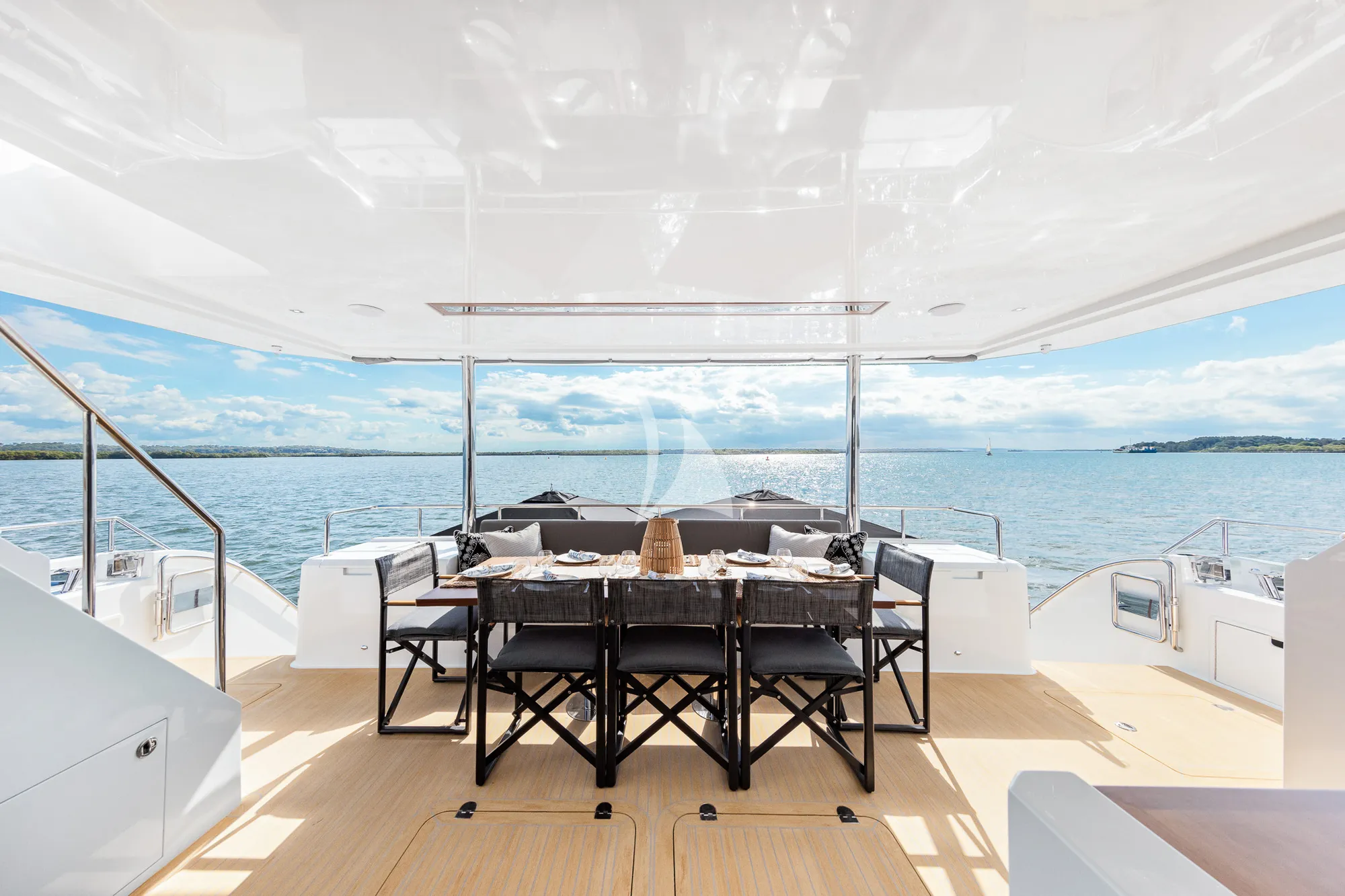 GINGER Iliad 62 - main aft deck