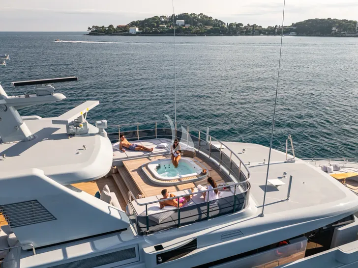 GIOIA Codecasa Vintage 43m - sun deck aft GIOIA Codecasa Vintage 43m - sun deck aft
