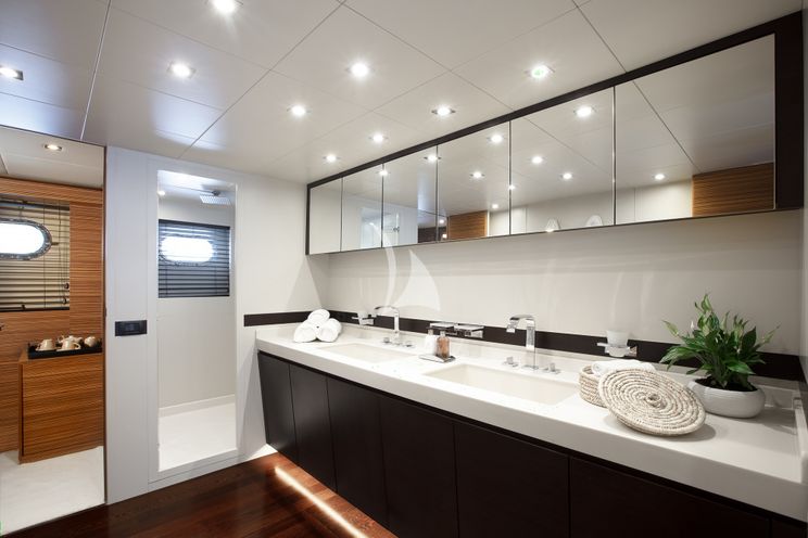 Charter Yacht GIOE I - Tecnomar 100 - 5 Cabins - Athens - Mykonos - Kos - Paros - Lefkas