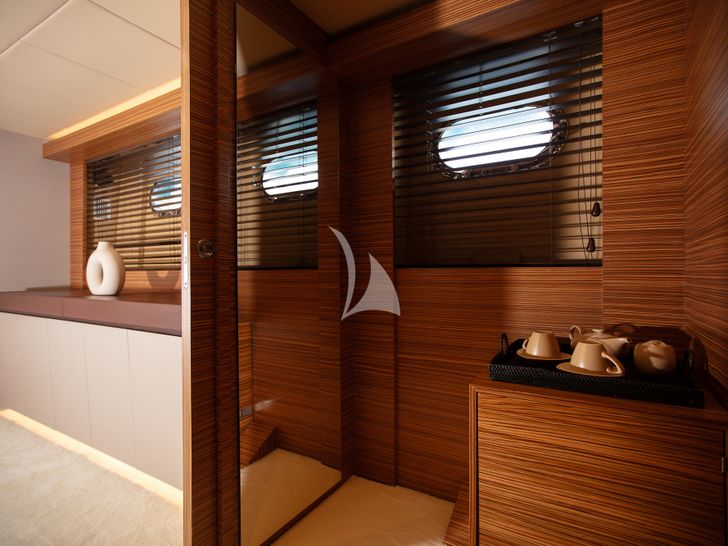 GIOE I Tecnomar 100 master cabin minibar GIOE I Tecnomar 100 master cabin minibar
