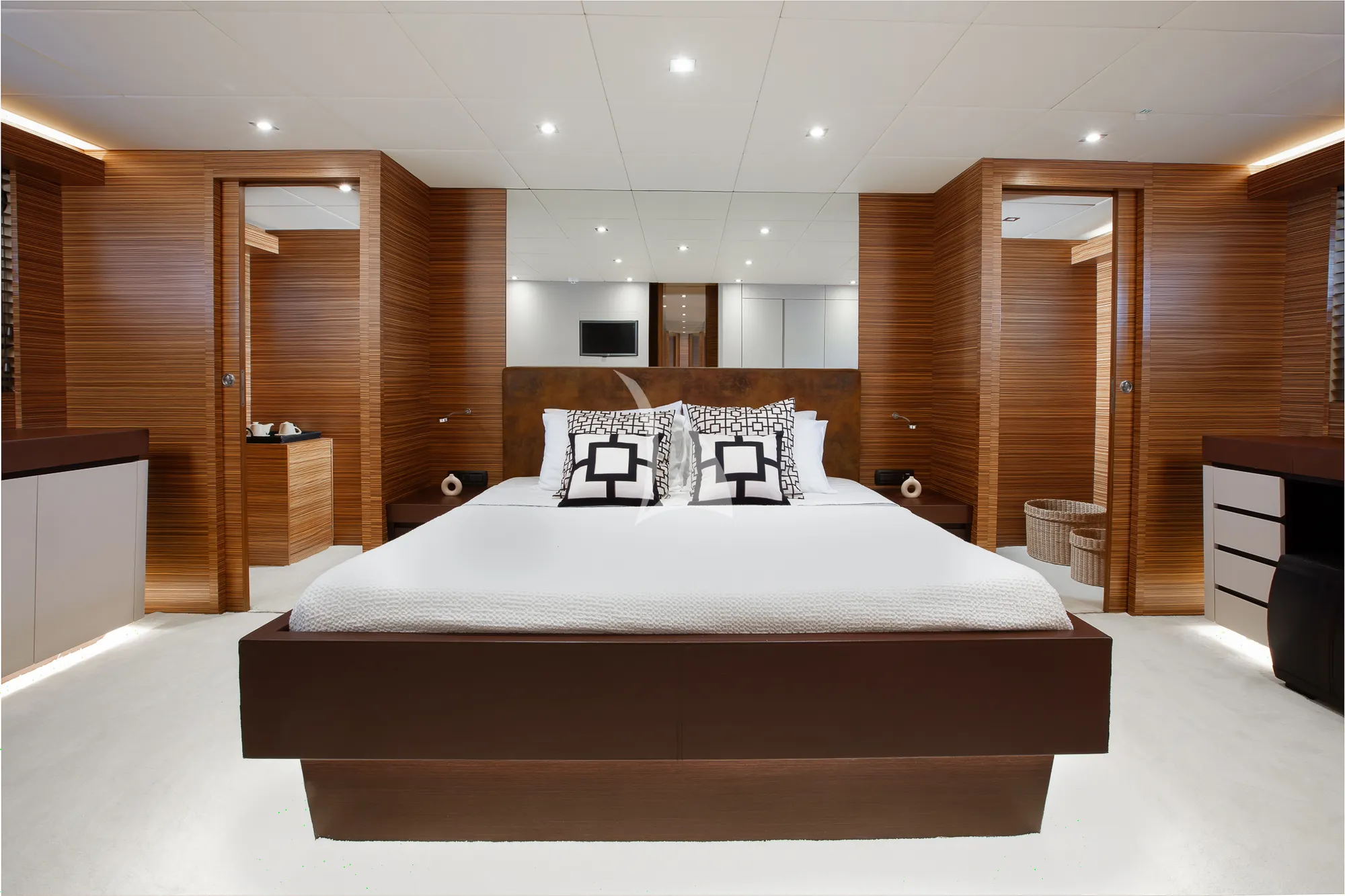 Charter Yacht GIOE I - Tecnomar Nadara 30 - 5 Cabins - Athens - Mykonos - Kos - Paros - Lefkas