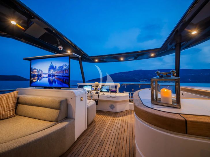 GIORGIO Monte Carlo 86 - cinema set up GIORGIO Monte Carlo 86 - cinema set up