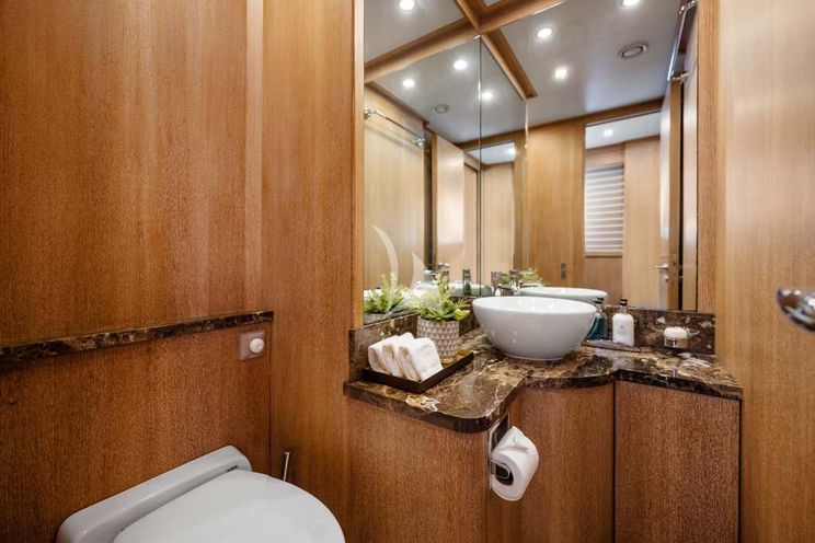 Charter Yacht GLADIUS - Cantieri di Pisa Akhir 38 - 6 Cabins - Athens - Mykonos - Paros - Cyclades - Greece