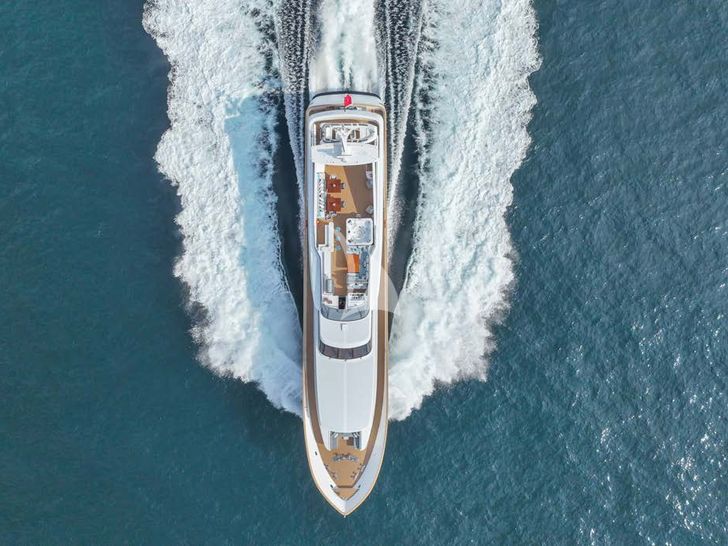 GLADIUS Cantieri di Pisa Akhir 38 - aerial shot cruising GLADIUS Cantieri di Pisa Akhir 38 - aerial shot cruising