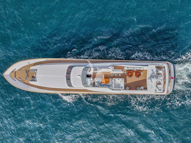 GLADIUS Cantieri di Pisa Akhir 38 - aerial top shot GLADIUS Cantieri di Pisa Akhir 38 - aerial top shot