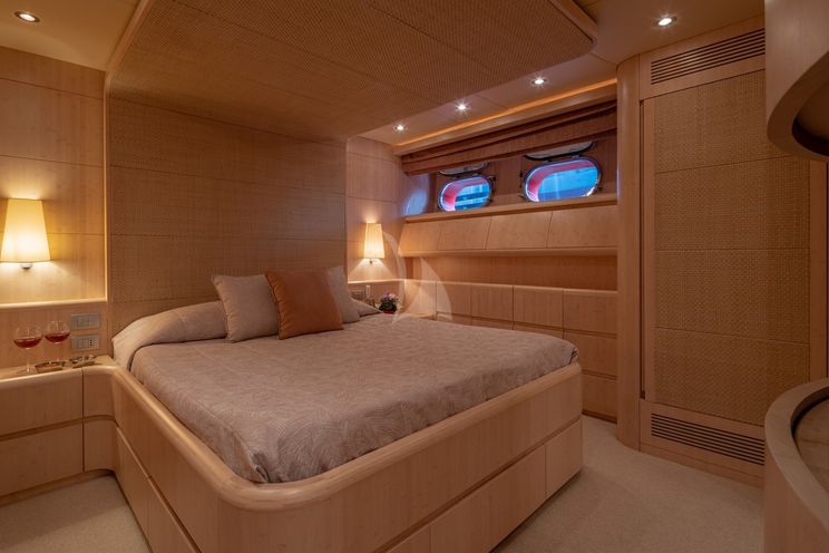 Charter Yacht GLAROS - Maiora 39m - 6 Cabins - Athens - Mykonos - Bodrum