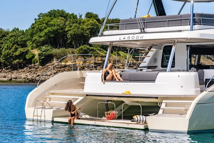 Charter Yacht GLORIA - Lagoon Sixty 5 - 5 Cabins - Naples - Capri - Positano - Amalfi Coast - Italy