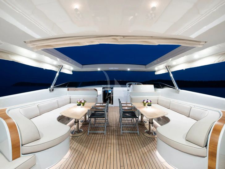 GO Dragos Yachts 111 - flybridge at night GO Dragos Yachts 111 - flybridge at night