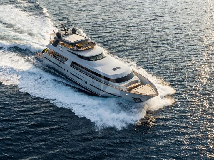GO Dragos Yachts 111 - profile GO Dragos Yachts 111 - profile