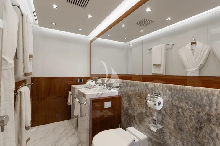 Charter Yacht VELOCITY - Mangusta GranSport 54 - 5 Cabins - Ibiza - Palma - Mallorca - Balearics - Spain