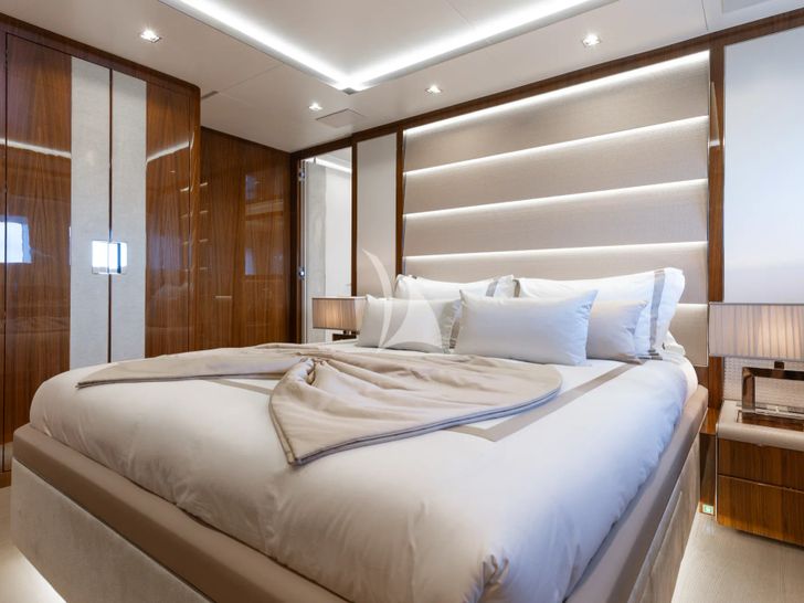 VELOCITY Mangusta GranSport 54 - VIP cabin 1 VELOCITY Mangusta GranSport 54 - VIP cabin 1