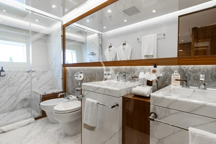 Charter Yacht VELOCITY - Mangusta GranSport 54 - 5 Cabins - Ibiza - Palma - Mallorca - Balearics - Spain