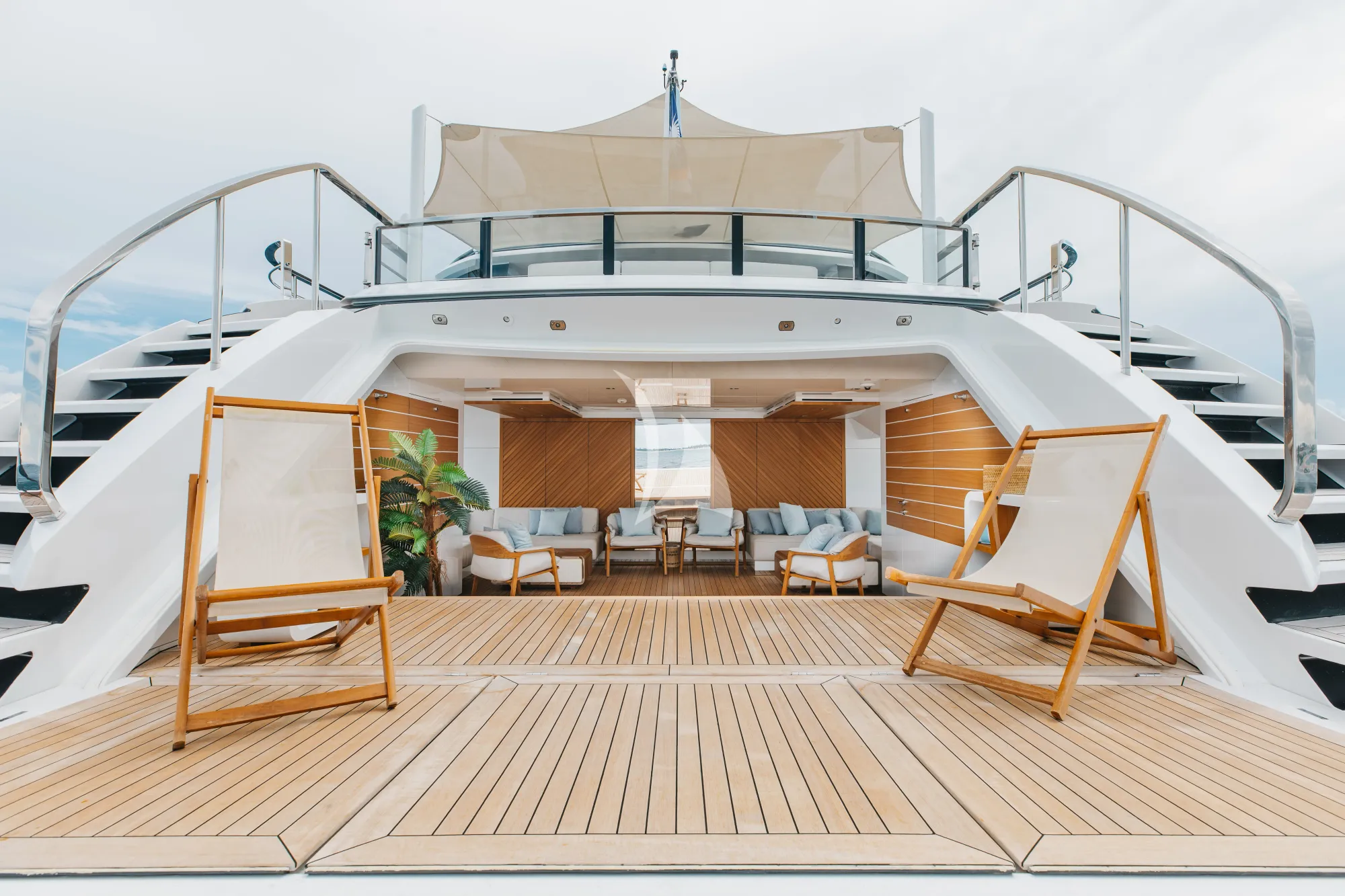 Charter Yacht VELOCITY - Mangusta GranSport 54 - 5 Cabins - Ibiza - Palma - Mallorca - Balearics - Spain