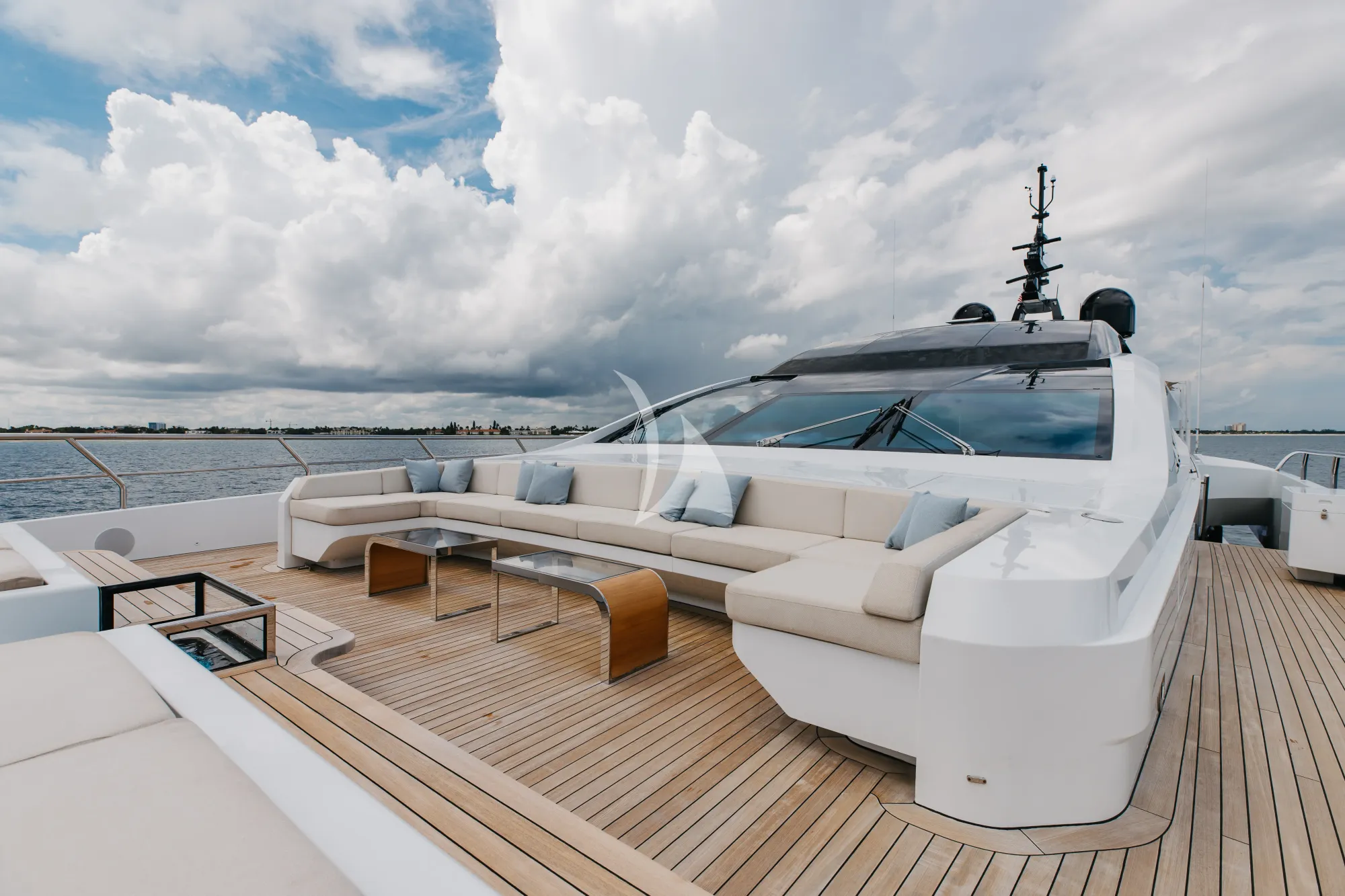 Charter Yacht VELOCITY - Mangusta GranSport 54 - 5 Cabins - Ibiza - Palma - Mallorca - Balearics - Spain