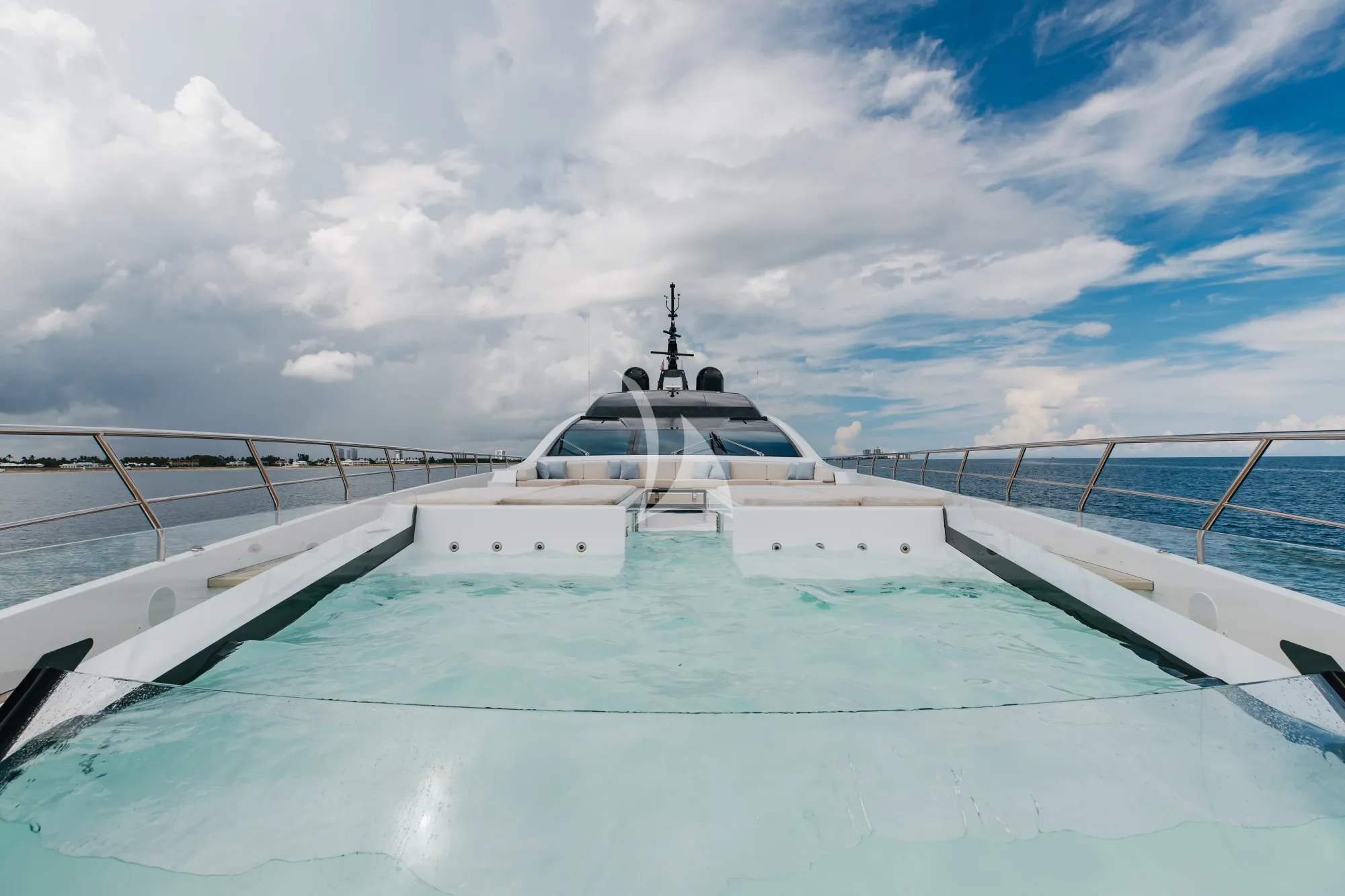 Charter Yacht VELOCITY - Mangusta GranSport 54 - 5 Cabins - Ibiza - Palma - Mallorca - Balearics - Spain