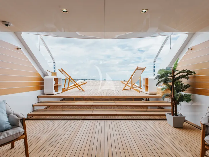 VELOCITY Mangusta GranSport 54 - swim platform VELOCITY Mangusta GranSport 54 - swim platform