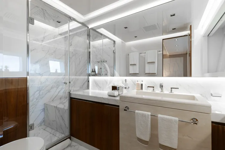 Charter Yacht VELOCITY - Mangusta GranSport 54 - 5 Cabins - Ibiza - Palma - Mallorca - Balearics - Spain