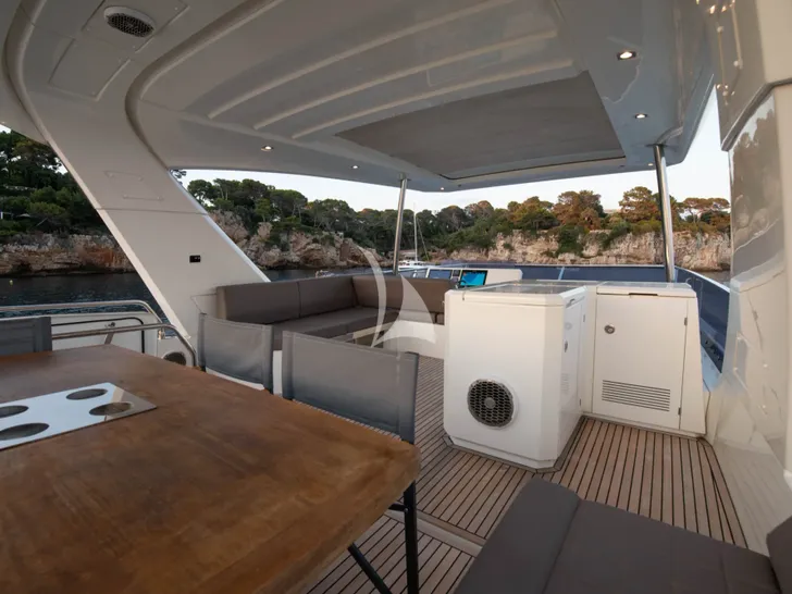 GOOD TIMES Prestige 680 - flybridge GOOD TIMES Prestige 680 - flybridge
